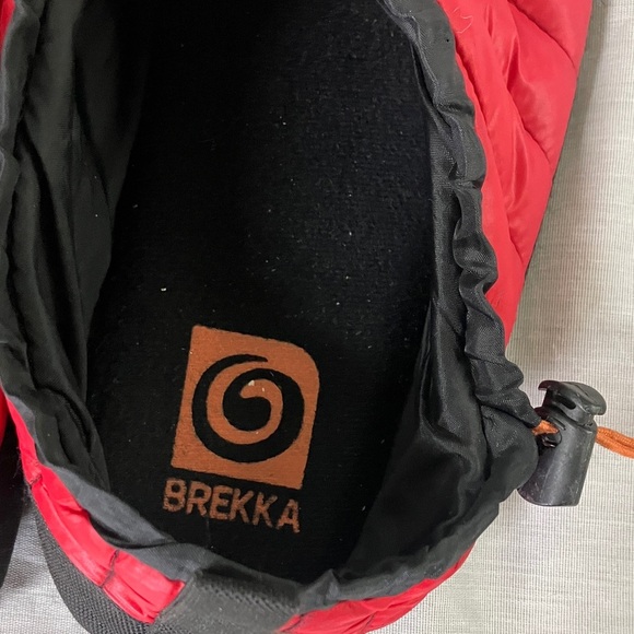 Brekka large men’s 9-10 women’s 11-12 Quilted Slippers - Picture 13 of 16